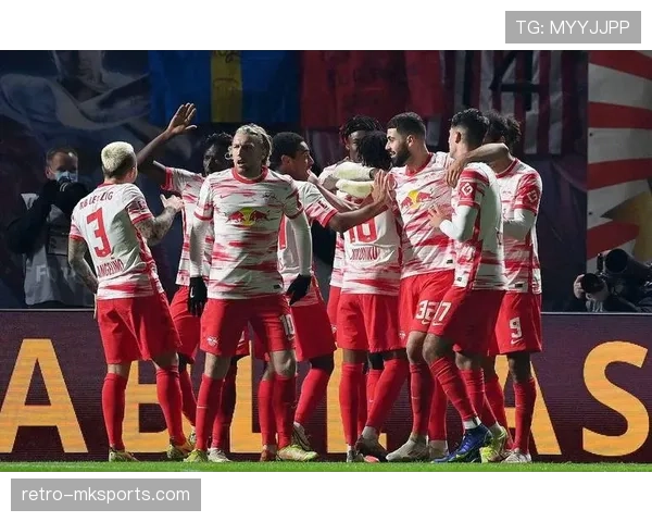 莱比锡红牛强势晋级欧洲杯淘汰赛,表现引人瞩目 莱比锡红牛强势晋级欧洲杯淘汰赛,表现引人瞩目